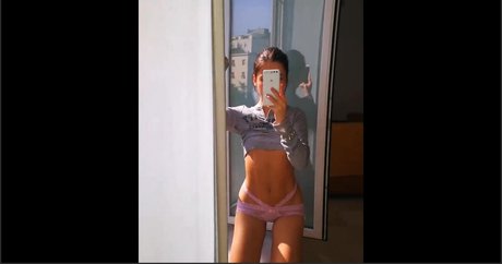 フェラチオ自撮りオンリーファンズ ホットヌード アーカイブ