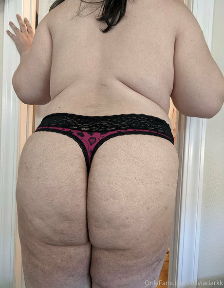 oliviadarkk 素敵なポルノスター 画像