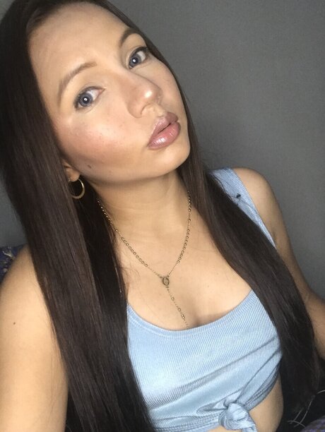 最もホットな女の子オンリーファンズ ホット裸 写真