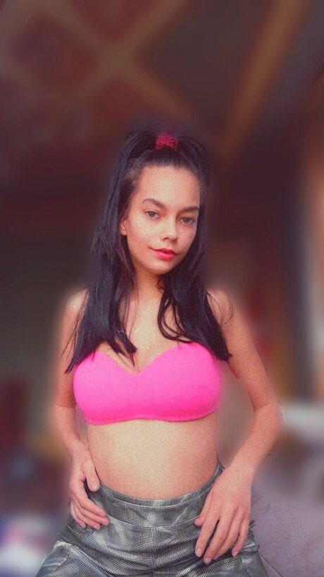 巨乳ゴスオンリーファンズ 美しい 写真