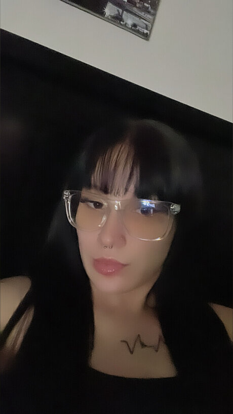 Tor Nadine セクシーなポルノスター 写真