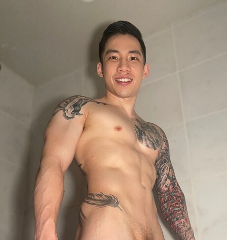 ポッグセルフィーオンリーファン ホット 写真