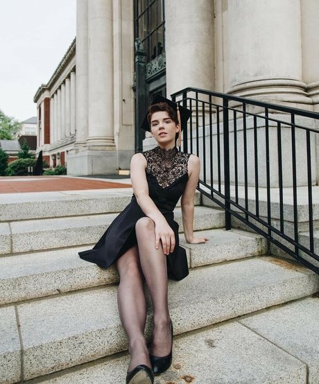 Morgan Eckroth 無料のスター 写真
