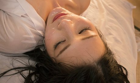 Suzu Honjo アートスター 写真