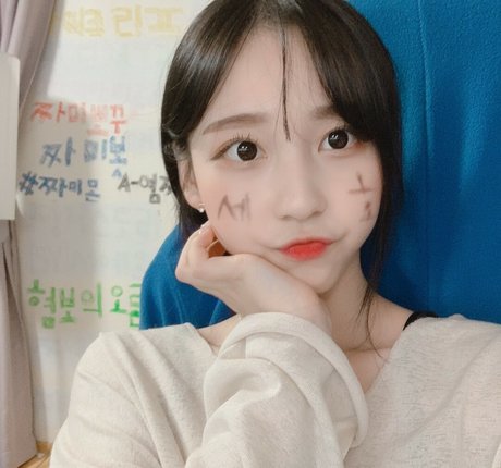 BBWオンリーファン セクシーヌード 写真