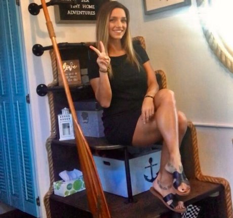 Sam Ortego 裸の女優 写真