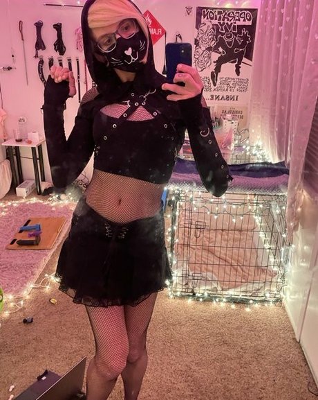 Cassie Coyote トップ女優 画像