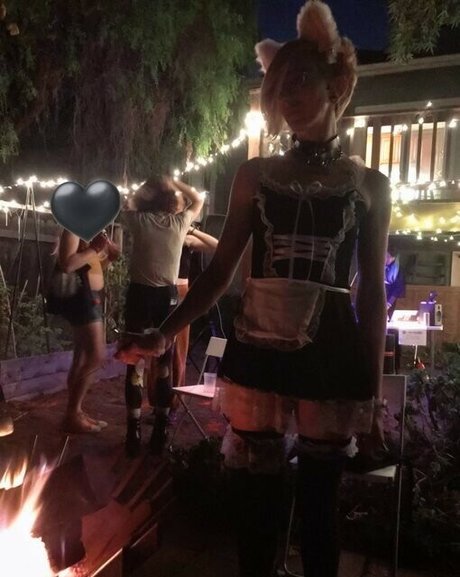 Cassie Coyote 素敵なモデル アーカイブ