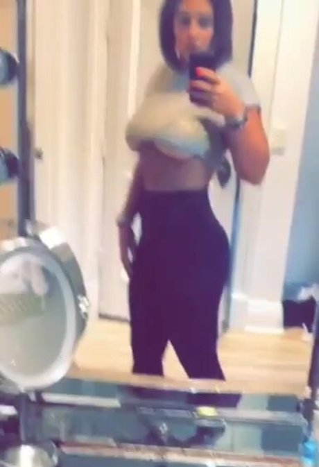 Cassidy Daiagi xxxスター 写真