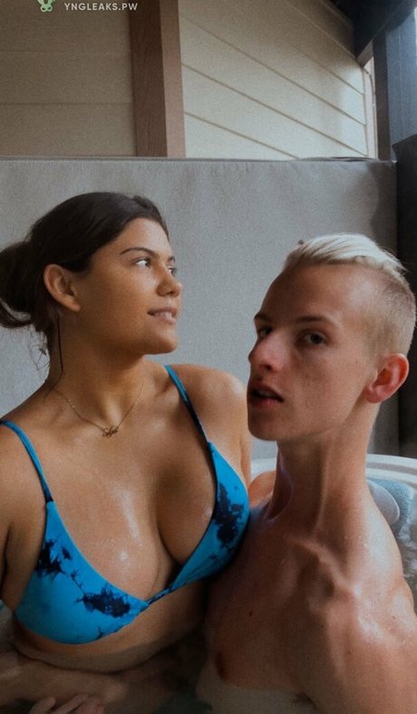 Vicky Escobar セックス女優 画像