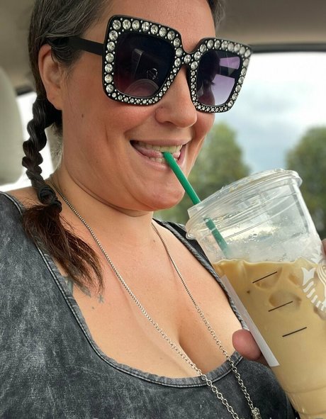 princessharlot7 アダルトモデル 写真