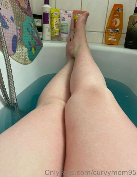 黒檀の偽おっぱいオンリーファンズ アダルト 写真