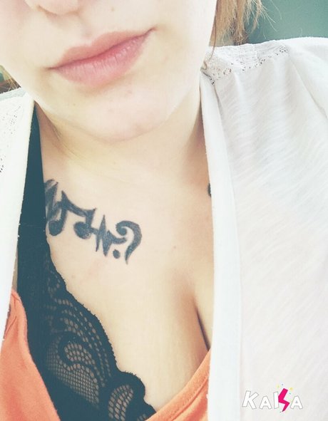 zee765420 ポルノモデル ギャラリー