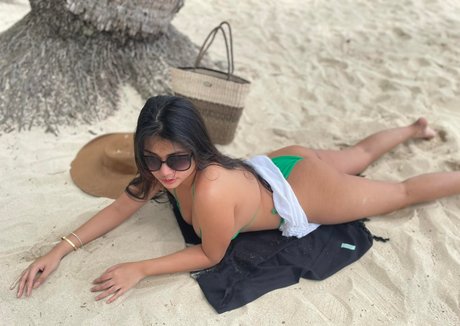 BBWソロオンリーファンズ アートヌード 写真