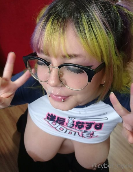 cyber nyxie 可愛い女優 写真
