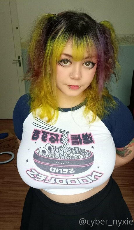 cyber nyxie 無料スター アーカイブ