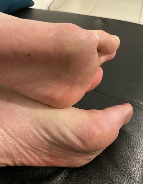 italianfeetluv 無料のスター アーカイブ