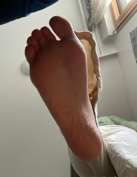 italianfeetluv エロティックなスター ギャラリー