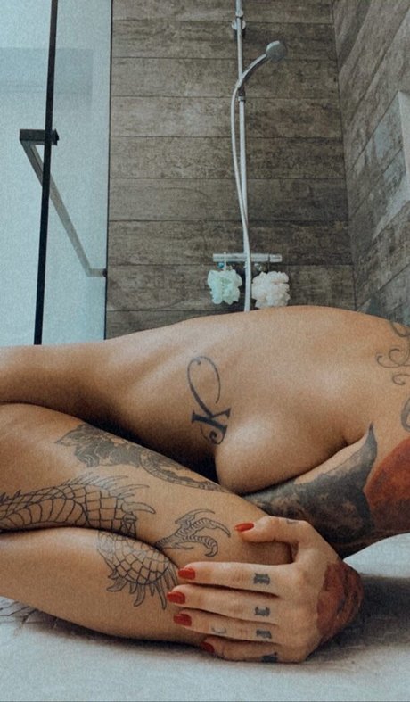 Lady Vamp 完璧なスター 写真