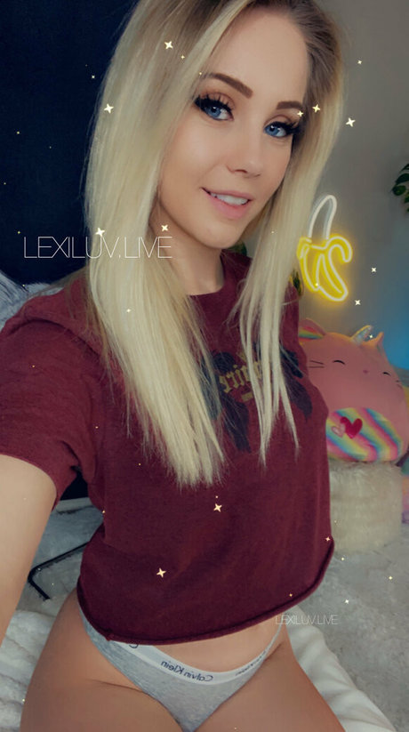 luvlexi 裸モデル 画像