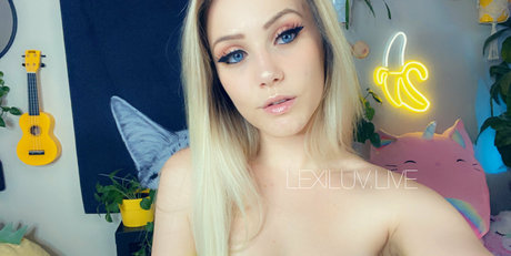 luvlexi xxxスター 画像