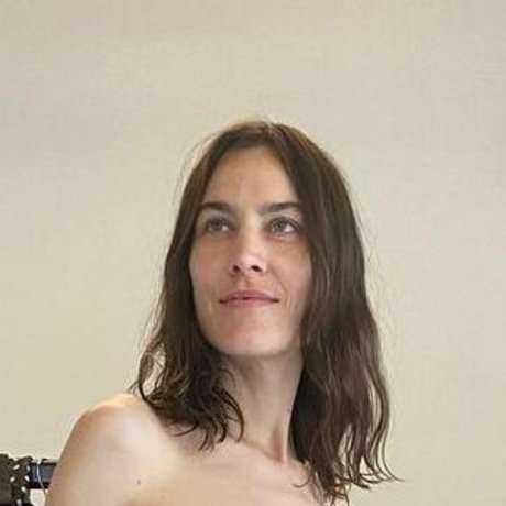 Alexa Chung ヌード女優 画像