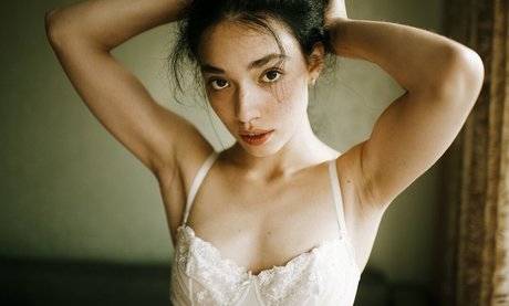 アジアンストッキング オンリーファンズ セクシーヌード 写真