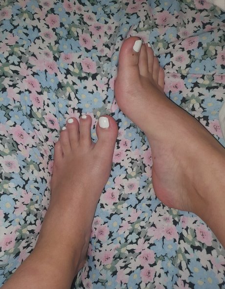 ワイドオンリーファン セクシーヌード 画像