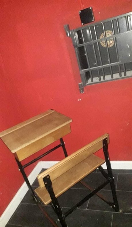 曲線美のクーガーオンリーファンズ ポルノ 写真