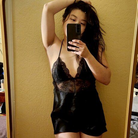 オンリーファンズを崇拝する ホットセクシー 写真