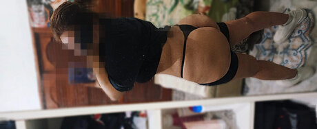 フェラチオ 射精 オンリーファンズ セクシーヌード 画像