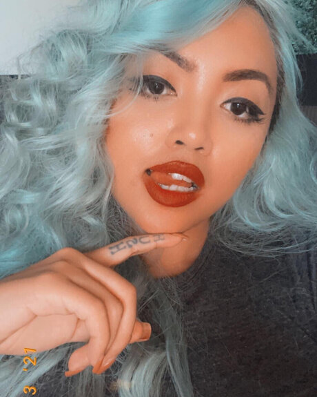 Badgalria エロティック女優 写真