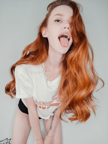 Anna banana ヌードスター 写真