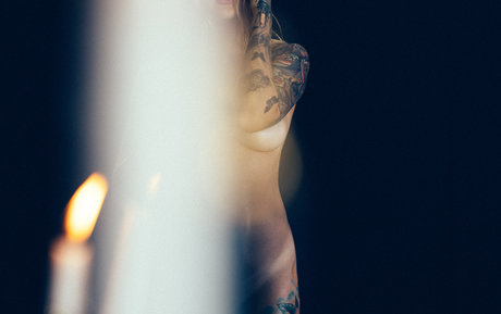 Torrie Blake 裸モデル 画像