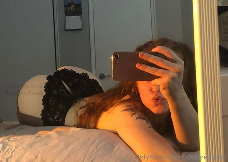 liztheeredhead アートモデル ギャラリー