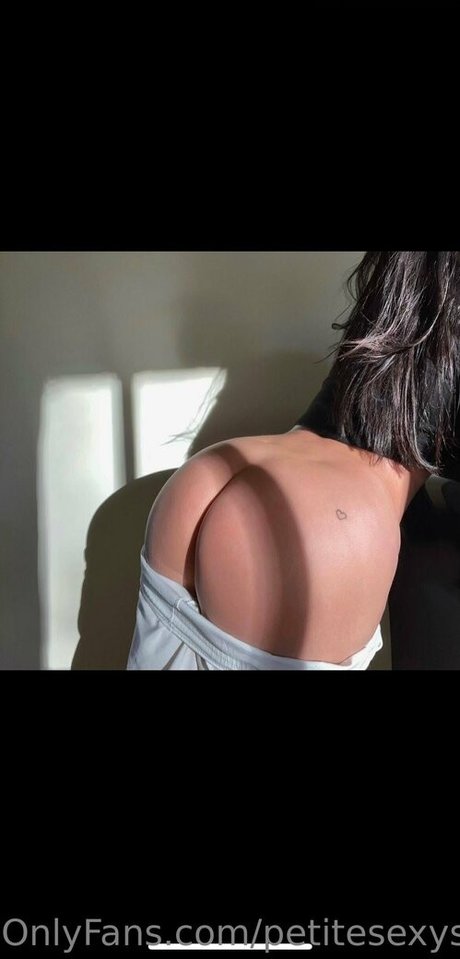 petitesexysilje 完璧なモデル 写真