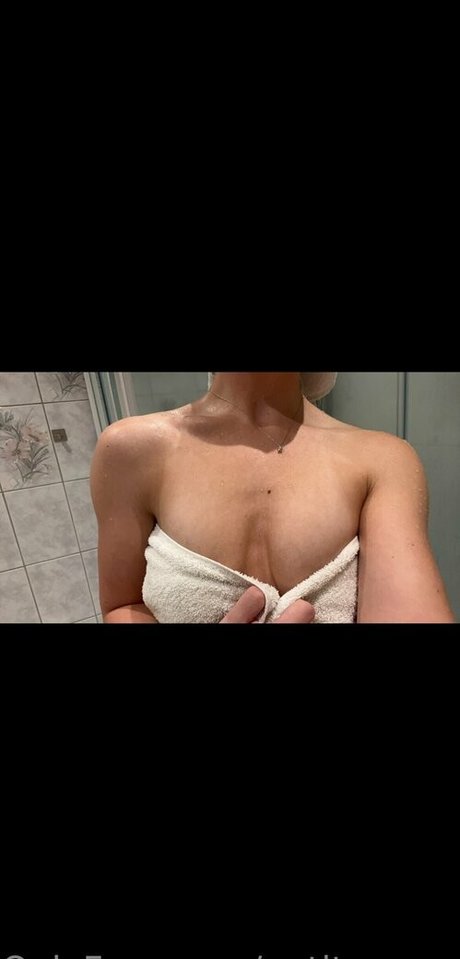 petitesexysilje ポルノスター 素敵 写真