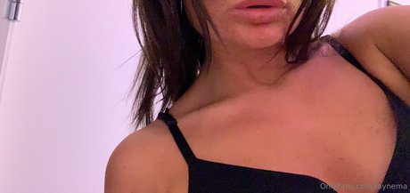 raynema セクシーなスター 画像