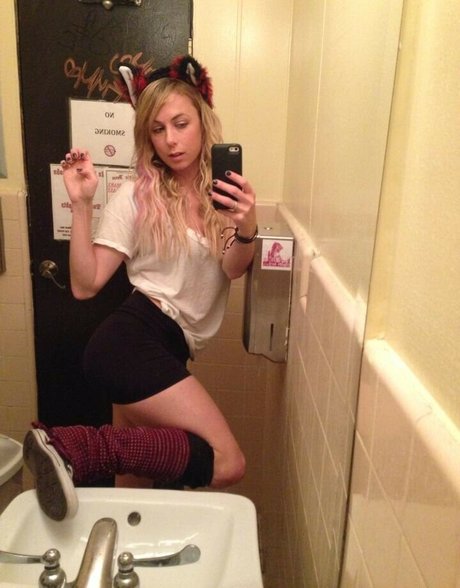 男性ストレートオンリーファンズ セクシーヌード ギャラリー