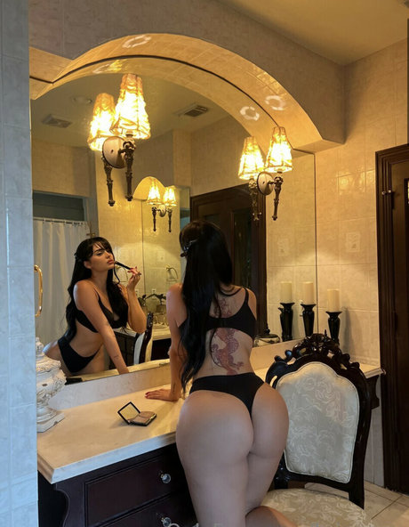 Brigarzza ポルノスター セックス 写真