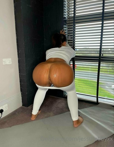 jessthebbyxx 独占モデル 写真