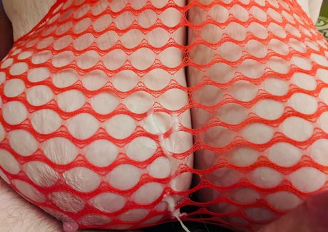 bigboobscouple スター ヌード 写真