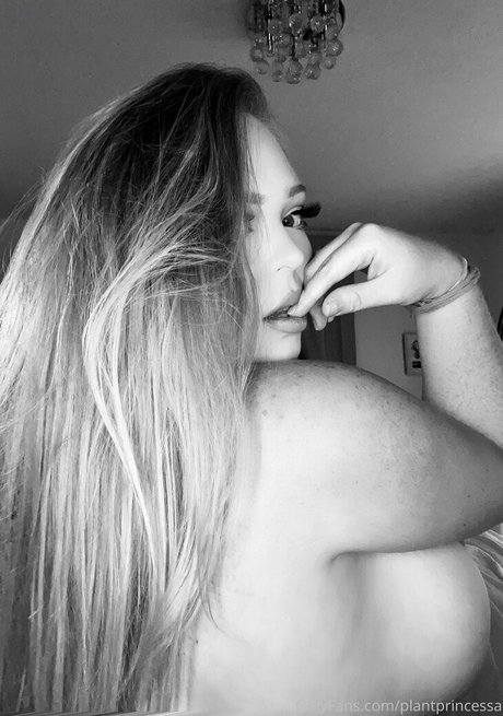 OnlyAlysson アダルト女優 写真