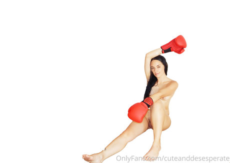 cuteanddesesperate トップモデル アーカイブ