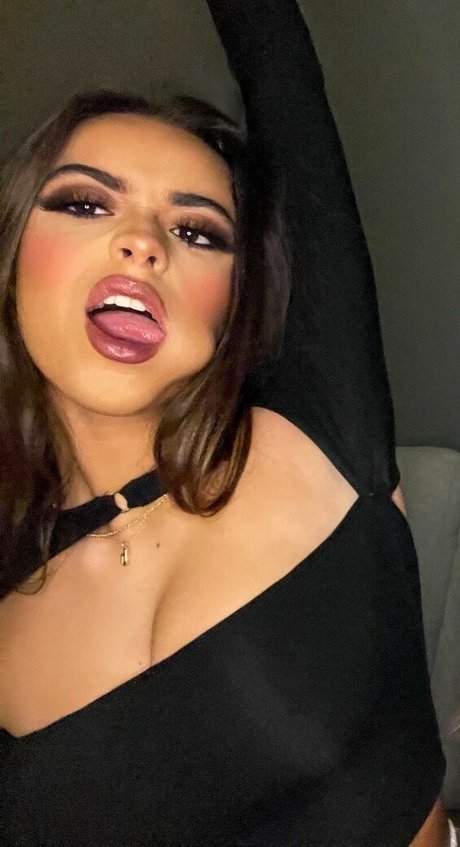 赤毛の熟女オンリーファンズ セックス ギャラリー