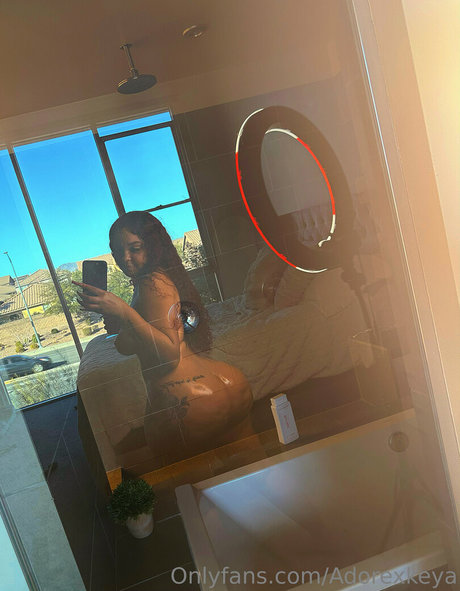 カップルのオンリーファンズ ポルノグラフィック 写真