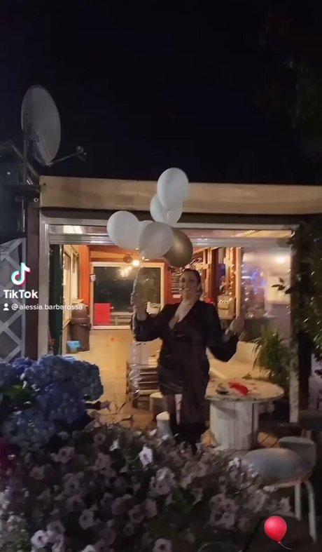 Alessia Barbarossa ヌードスター アーカイブ
