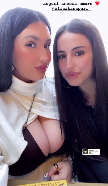 ロシアのティーンオンリーファン アダルト 画像