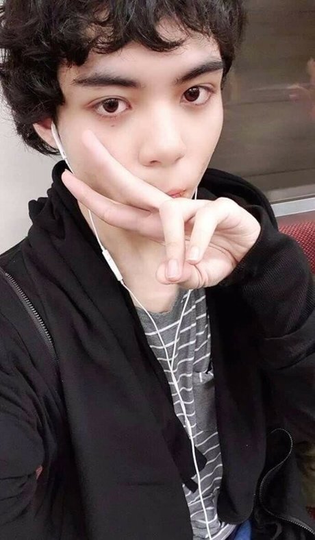 Mercyuyu セクシーモデル 写真