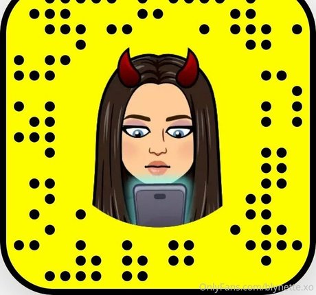 Brelynn ヌードモデル 写真